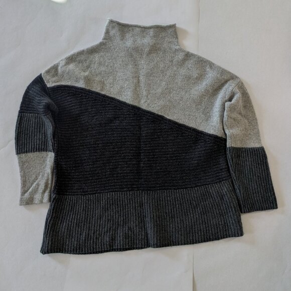 Gray wool blend sweater by French Connection - Picture 3 of 8